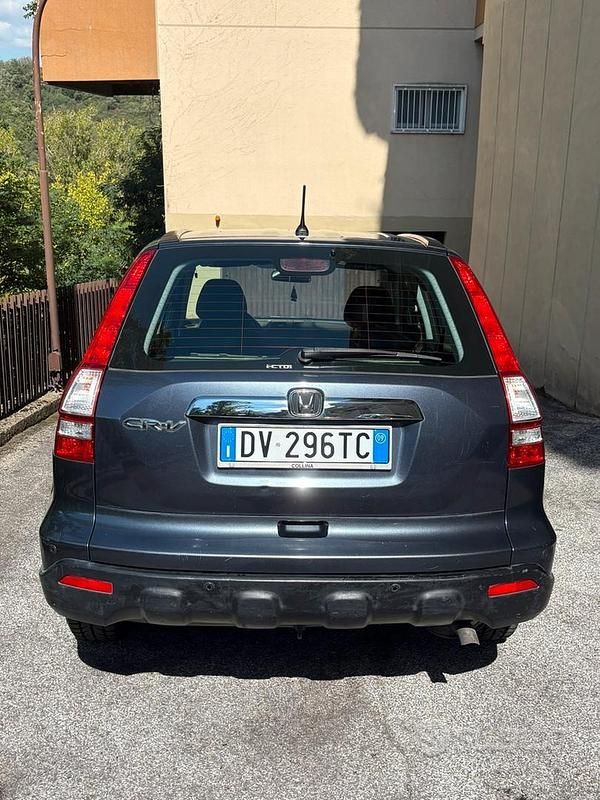 Usata Honda CR-V Elegance 140 CV (102 kW) 2009 Blu SUV