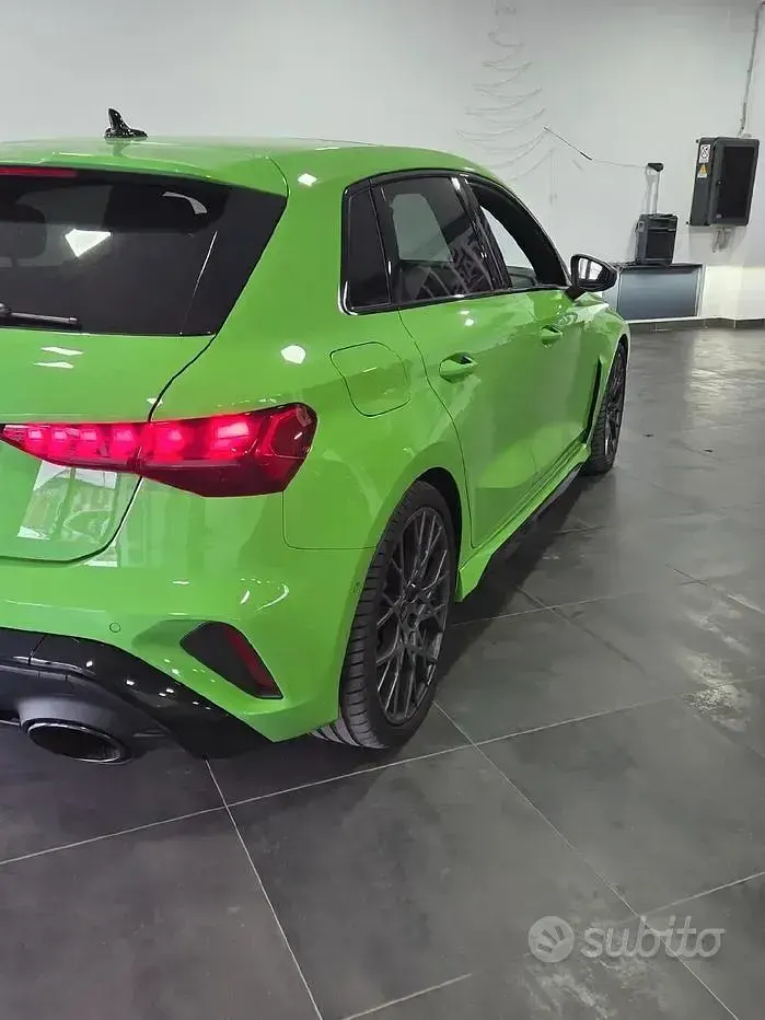 Usata Audi RS3 Ambiente 400 CV (294 kW) 2024 Verde Berlina