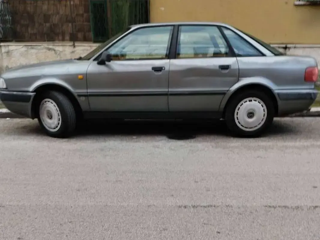 Usata Audi 80 116 CV (85 kW) 1992 Grigio Berlina