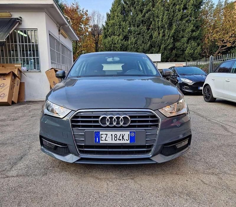 Usata Audi A1 Sportback Sport 90 CV (66 kW) 2015 Grigio Utilitaria