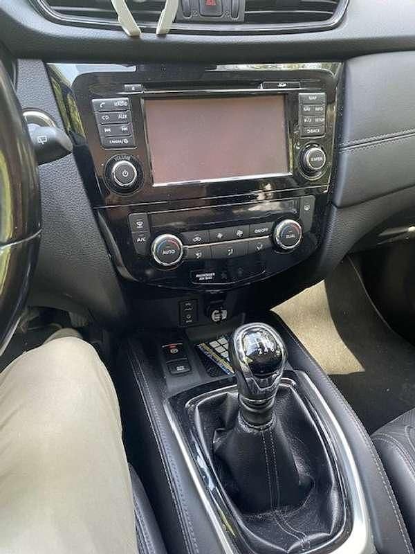 Usata Nissan X-Trail Tekna 131 CV (96 kW) 2017 Grigio SUV