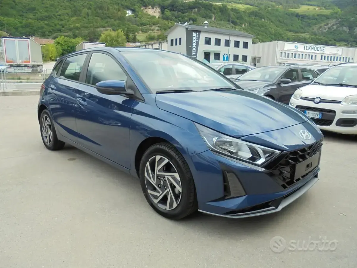 Nuova Hyundai i20 100 CV (73 kW) 2026 Blu Utilitaria