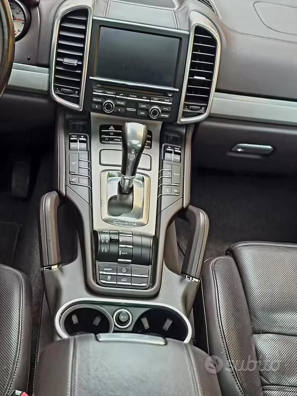 Usata Porsche Cayenne S 2013 Blu SUV