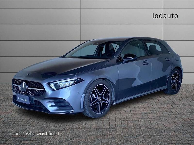 Usata Mercedes A200 Premium 150 CV (110 kW) 2023 Grigio Utilitaria