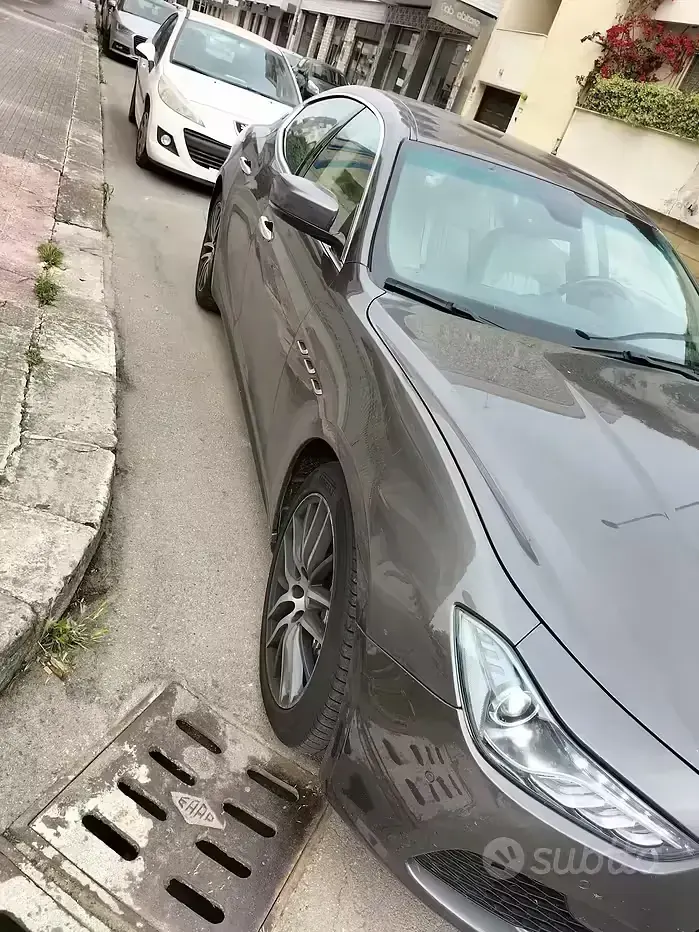 Usata Maserati Ghibli 250 CV (183 kW) 2014 Grigio Berlina