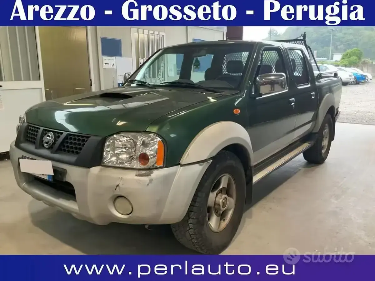 Usata Nissan Navara 133 CV (97 kW) 2003 Pick-up
