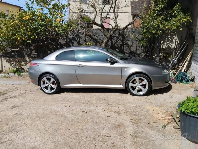 Usata Alfa Romeo GT 150 CV (110 kW) 2009 Grigio Coupé