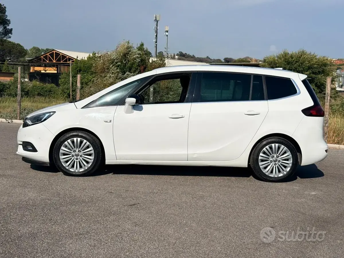 Usata Opel Zafira Innovation 131 CV (96 kW) 2017 Bianco Monovolume
