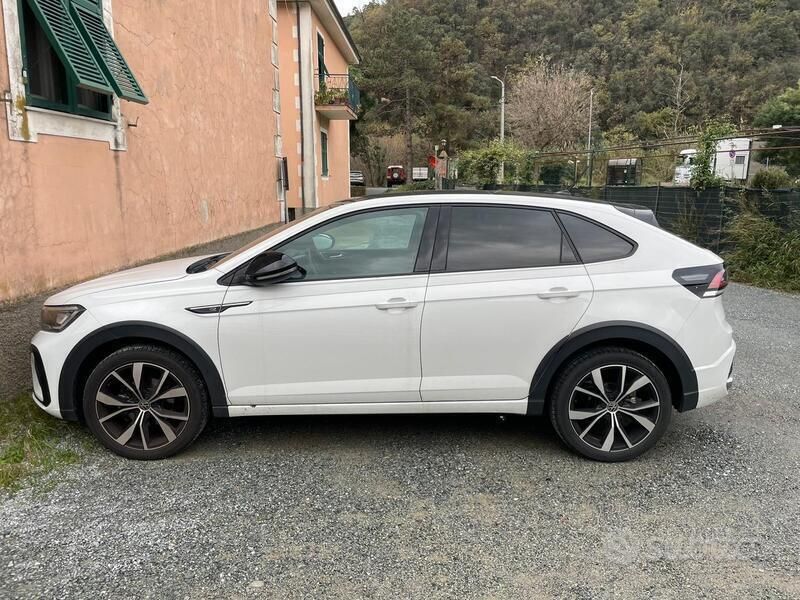 Begagnad VW Taigo R-line 110 HK (80 kW) 2023 Vit SUV