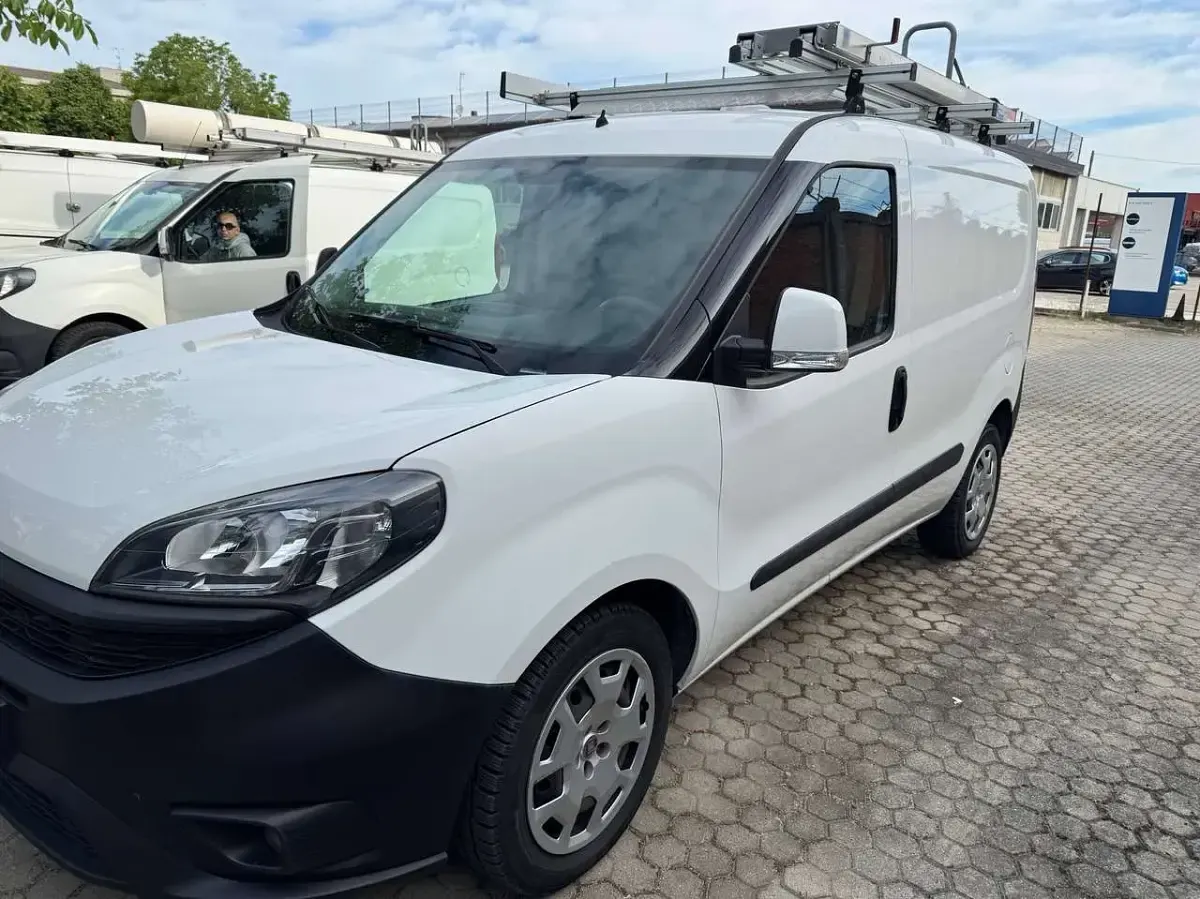 Usata Fiat Doblò 136 CV (100 kW) 2019 Bianco Monovolume