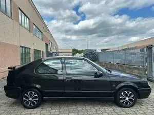 Usata Renault 19 110 CV (80 kW) 1995 Nero Berlina