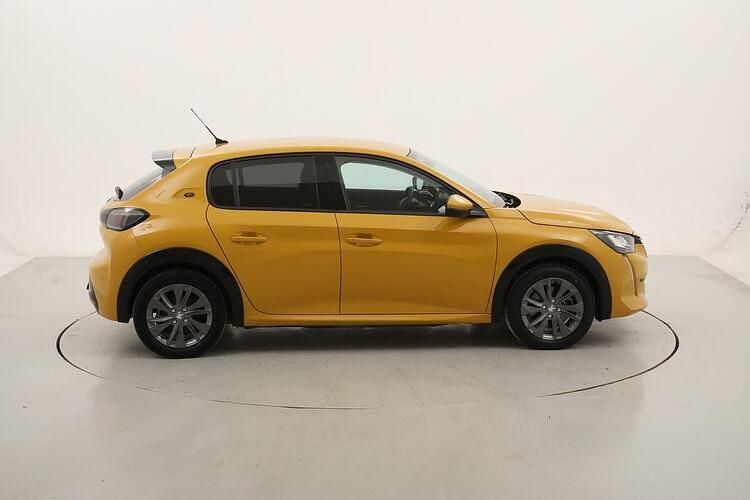 Usata 2021 Peugeot e-208 Allure Utilitaria | 13.990 € (Super prezzo) - Immagine 1/1