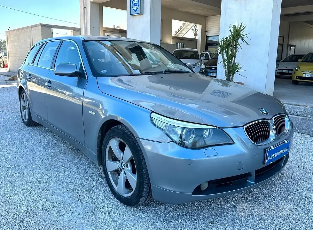 Usado BMW 530 M Sport 235 HP (172 kW) 2009 Cinzento Carrinha