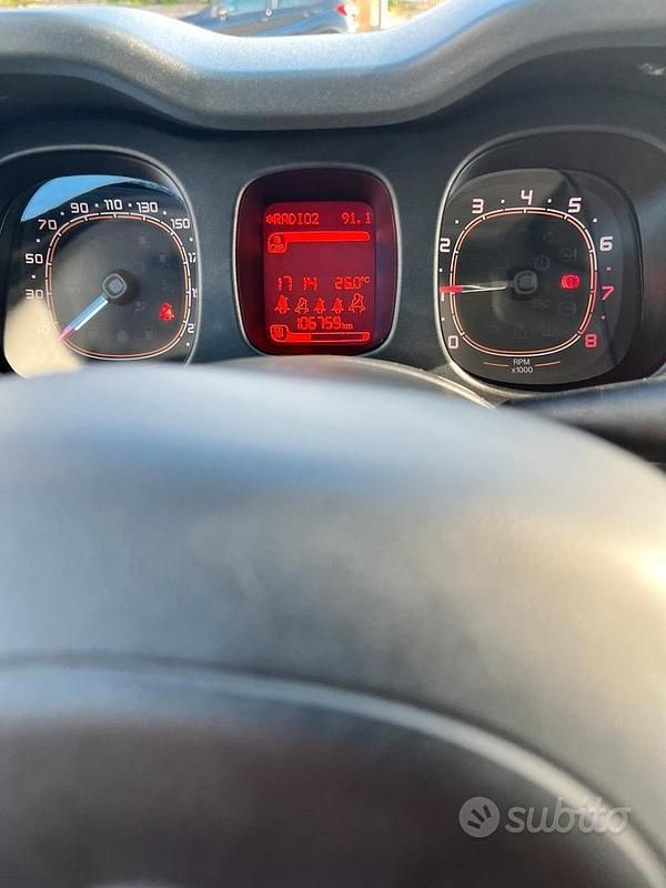 Usata Fiat Panda 85 CV (62 kW) 2017 Utilitaria
