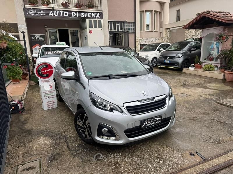 Usata Peugeot 108 Allure 72 CV (52 kW) 2021 Gray Berlina