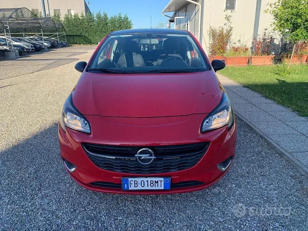 Usata Opel Corsa 69 CV (50 kW) 2015 Rosso Utilitaria