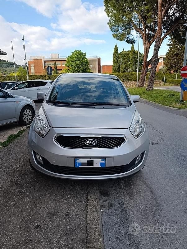 Usata Kia Venga Active 90 CV (66 kW) 2012 Grigio Utilitaria
