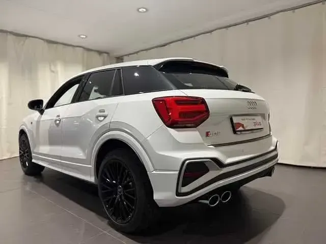 Usata Audi SQ2 Ambiente 300 CV (220 kW) 2023 Bianco SUV