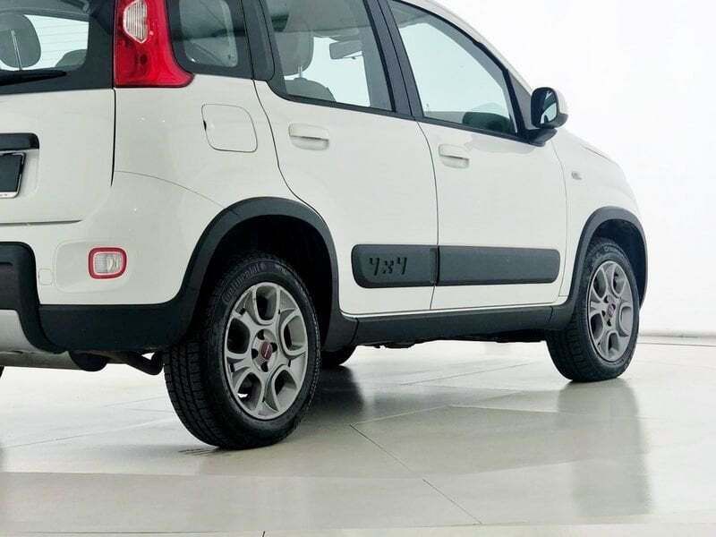 Usata Fiat Panda 4x4 S 95 CV (69 kW) 2016 Bianco Utilitaria