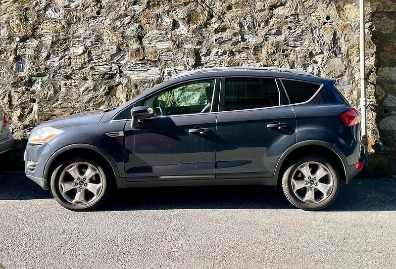 Usata 2013 Ford Kuga Titanium SUV | 6500 € (Super prezzo) - Immagine 1/4