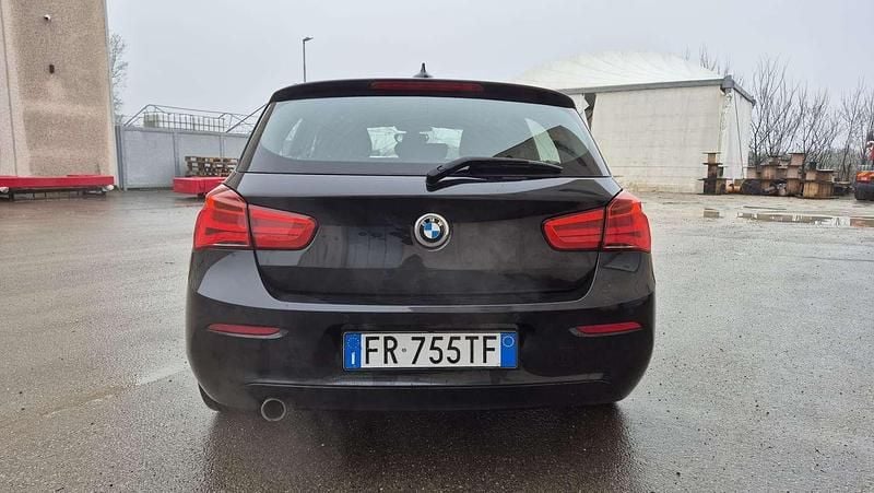 Usata BMW 116 Sport Line 116 CV (85 kW) 2018 Nero Utilitaria