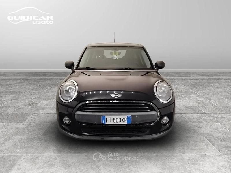 Begagnad Mini ONE 75 HK (55 kW) 2015 Svart Halvkombi