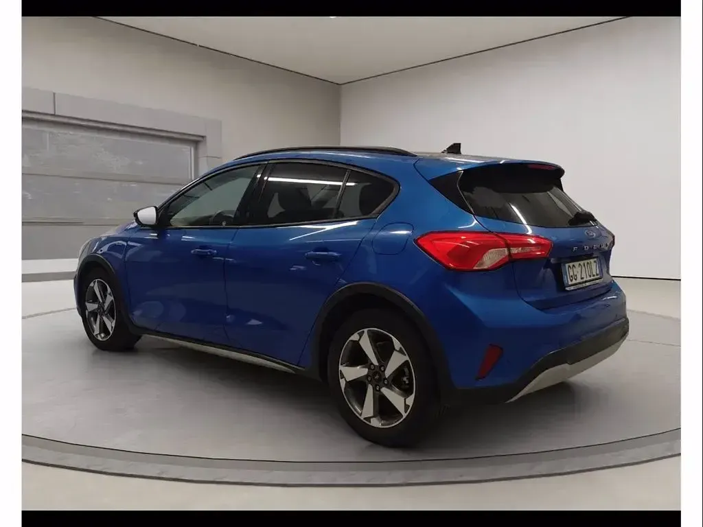 Usata Ford Focus Active 125 CV (91 kW) 2021 Desert island Berlina