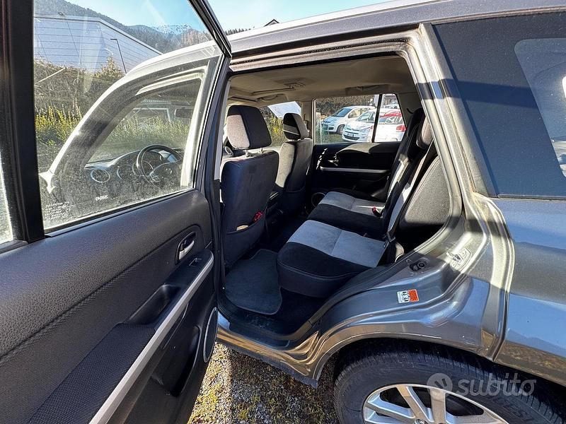 Usata Suzuki Vitara 129 CV (94 kW) 2008 Grigio SUV