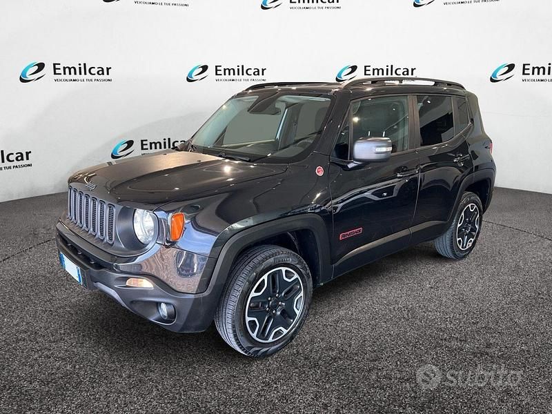 Usata Jeep Renegade Trailhawk 170 CV (125 kW) 2016 Nero SUV