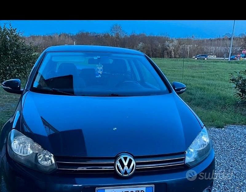 Usata VW Golf VI 122 CV (89 kW) 2009 Blu Utilitaria