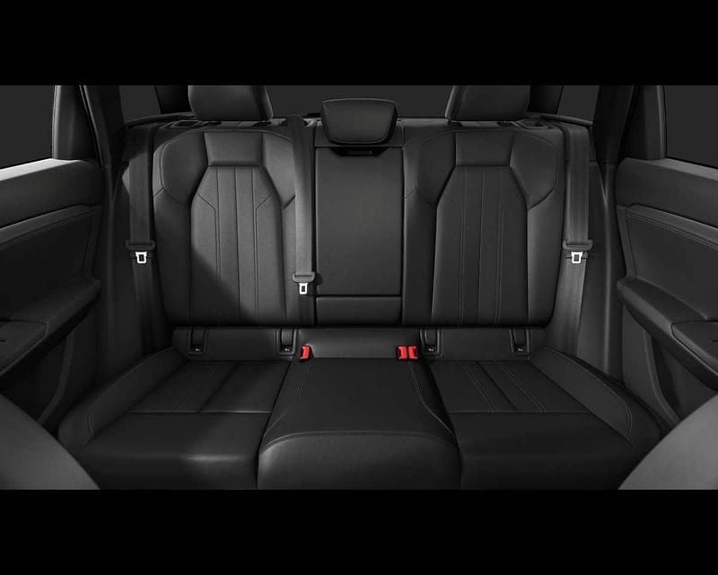 Nuova Audi e-tron S-Line 138 kW (188 CV) 2026 Grigio magnete SUV