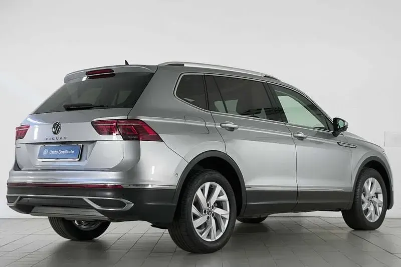 Usata VW Tiguan Allspace Elegance 150 CV (110 kW) 2022 Argento SUV