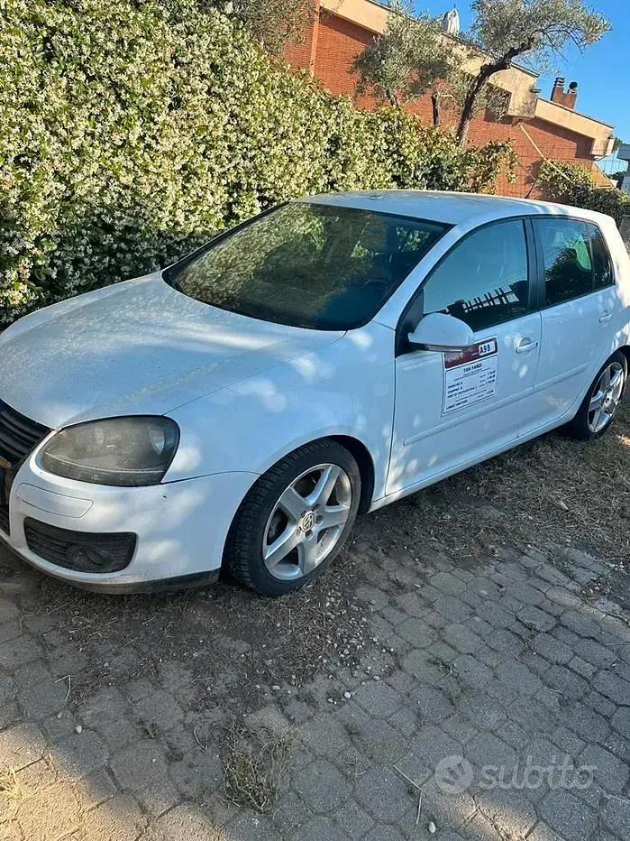 Usata VW Golf VI 105 CV (77 kW) 2008 Utilitaria