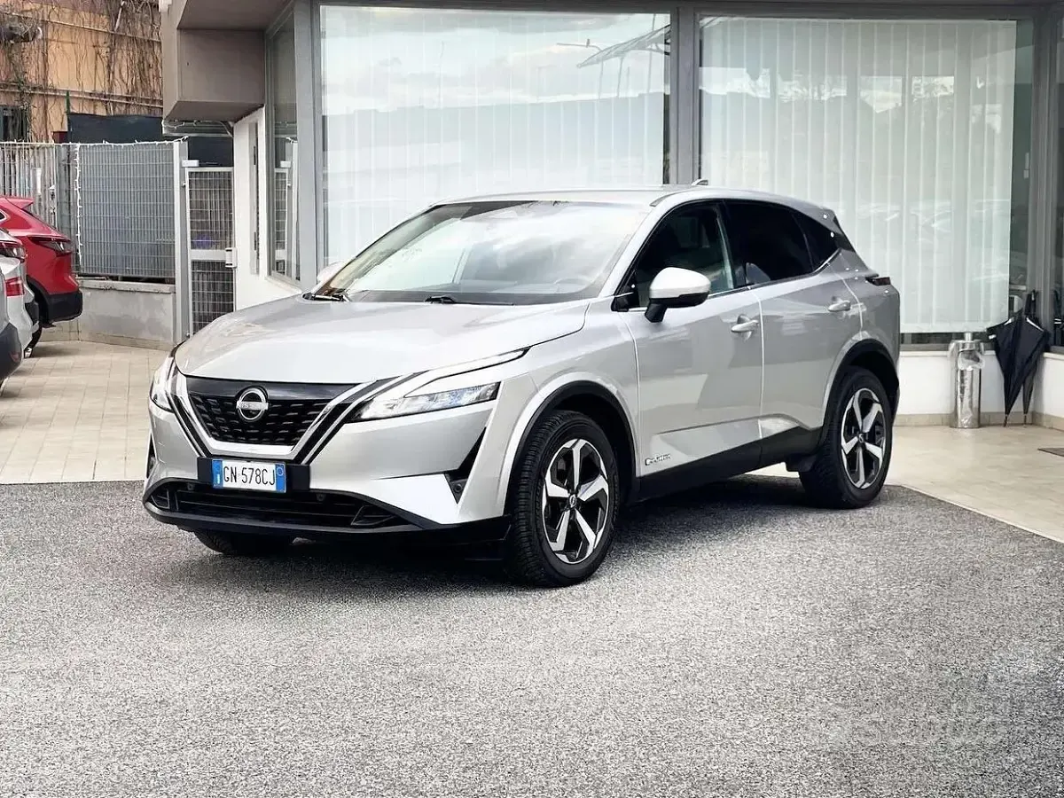 Usata Nissan Qashqai N-Connecta 158 CV (116 kW) 2023 Grigio SUV