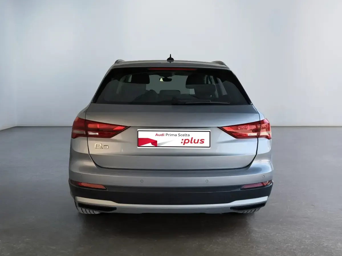 Usata Audi Q3 Advanced 150 CV (110 kW) 2019 Argento SUV