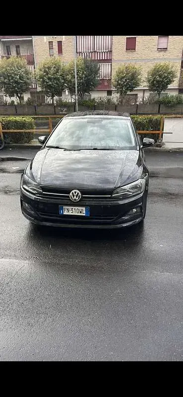 Usata VW Polo Comfortline 90 CV (66 kW) 2018 Nero Utilitaria