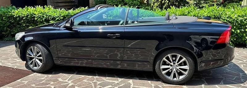 Usata Volvo C70 Summum 150 CV (110 kW) 2011 Nero Cabrio