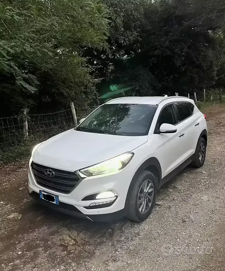 Usata Hyundai Tucson Xpossible 116 CV (85 kW) 2015 Bianco SUV