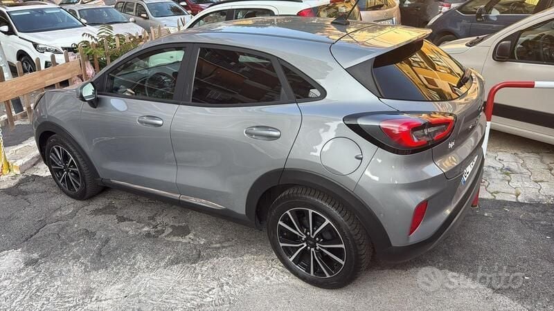 Usata Ford Puma 125 CV (91 kW) 2021 Grigio Berlina