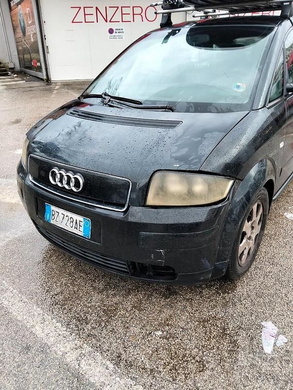Usata Audi A2 75 CV (55 kW) 2001 Nero Utilitaria