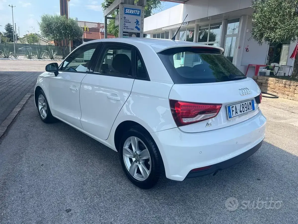 Usata Audi A1 95 CV (69 kW) 2015 Bianco Utilitaria