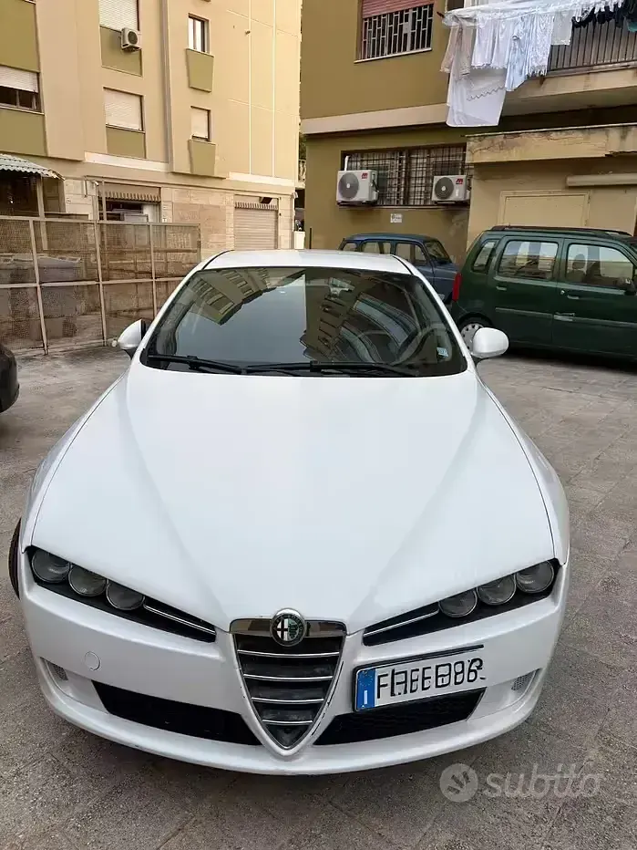 Usata Alfa Romeo 159 140 CV (102 kW) 2018 Bianco Berlina