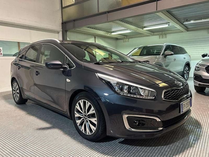 Usata Kia Ceed Sportswagon 110 CV (80 kW) 2018 Grigio Station wagon