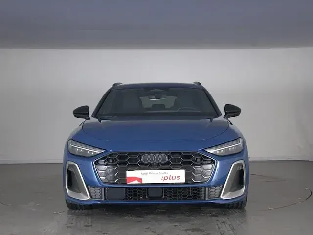 Usata Audi A5 S-Line 204 CV (150 kW) 2024 Blu Station wagon