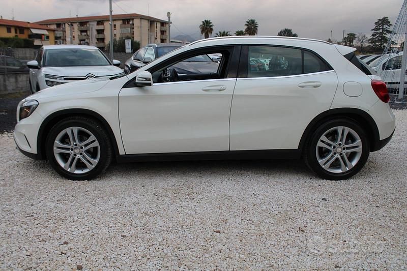 Usata Mercedes GLA180 2016 Bianco SUV
