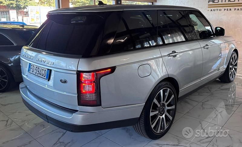 Usata Land Rover Range Rover Vogue 249 CV (183 kW) 2016 Grigio SUV