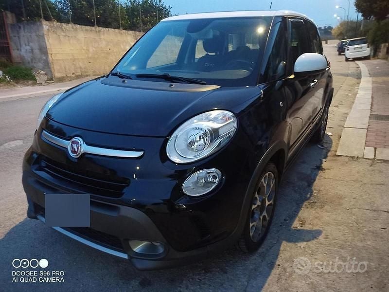 Usata Fiat 500L Trekking 120 CV (88 kW) 2017 Nero Monovolume