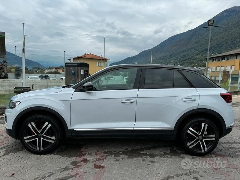 Usata VW T-Roc Style 150 CV (110 kW) 2019 Bianco SUV