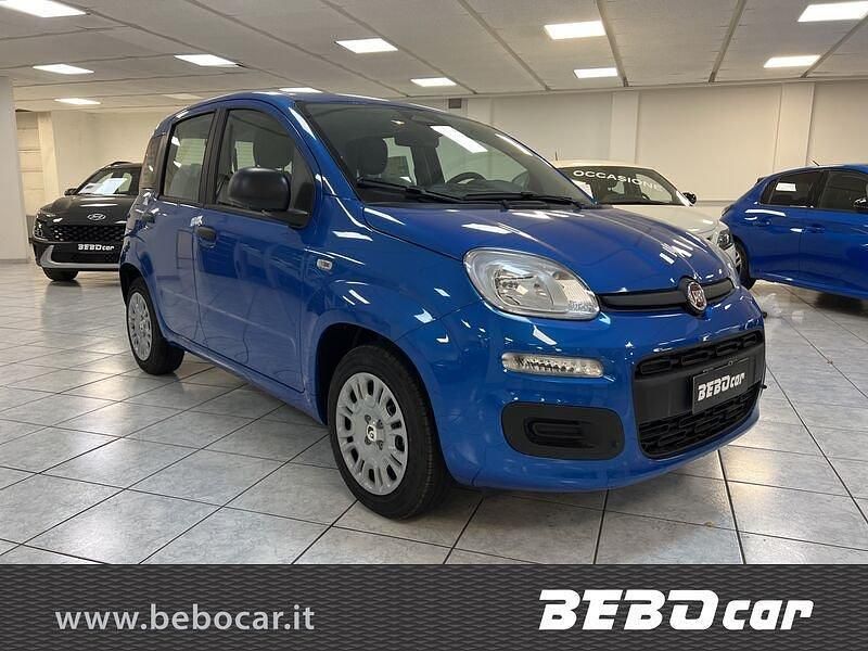 Usata Fiat Panda Icon 69 CV (50 kW) 2024 Blu Berlina