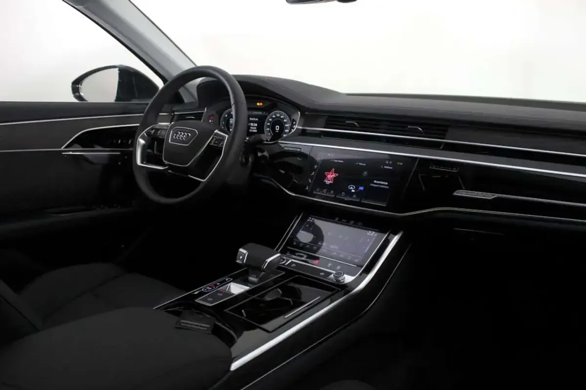 Nuova Audi A8 286 CV (210 kW) 2025 Nero mito metallizzato Berlina